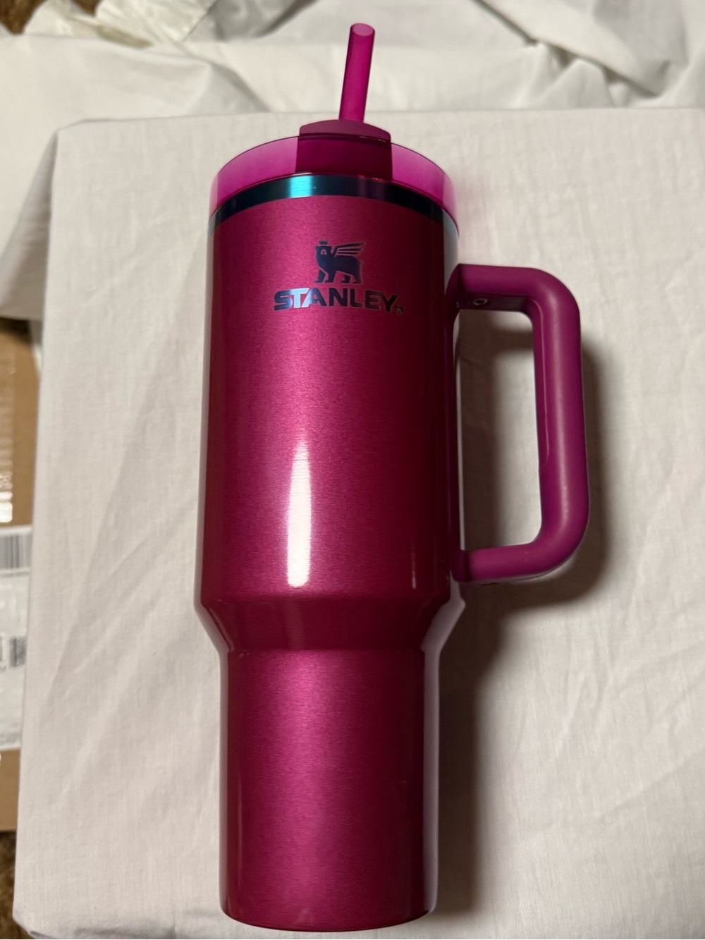 Stanley Valentine’s Day Berry Truffle 40 oz Quencher H2.0 Tumbler